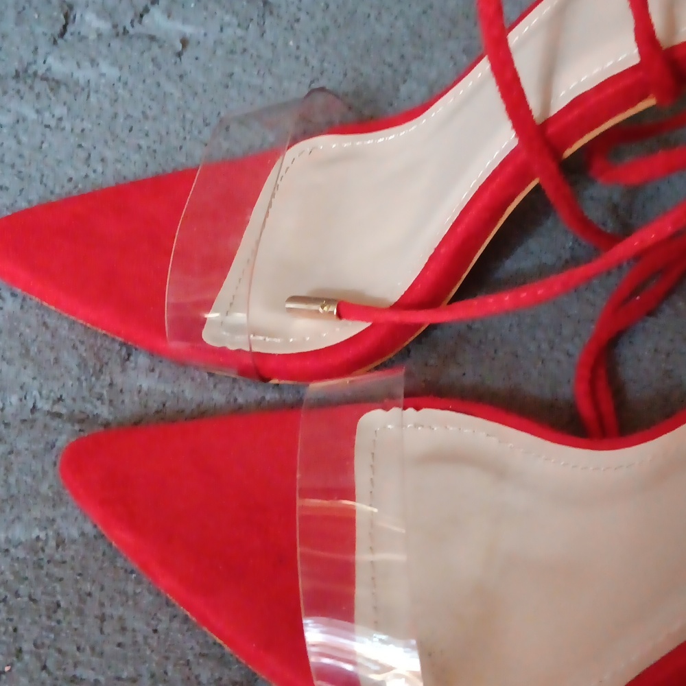 Shoes - Picture 2 of 4